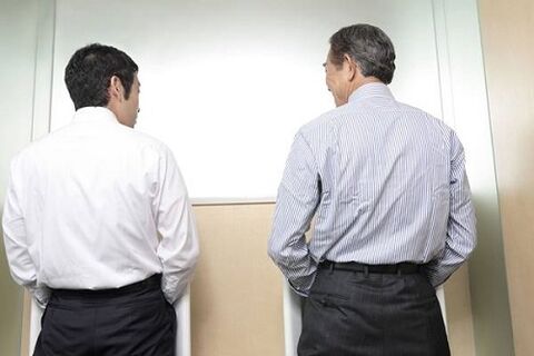 Probleme beim Wasserlassen aufgrund einer Prostatitis