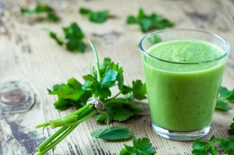 Petersiliensaft behebt Schwierigkeiten beim Wasserlassen aufgrund von Prostatitis