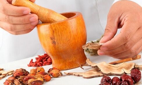 Rezepte der traditionellen Medizin sind eine Ergänzung zur Hauptbehandlung von Prostatitis.